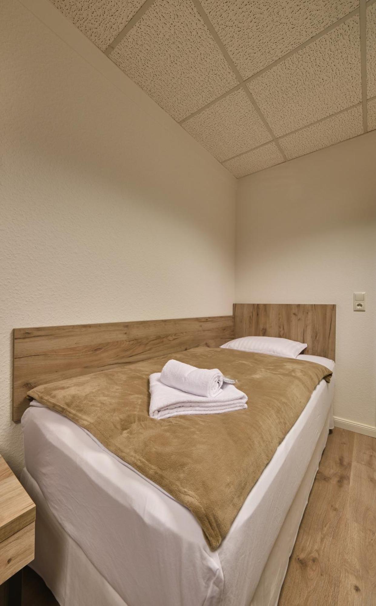 Sleep1C Pansiyon Hamburg Dış mekan fotoğraf